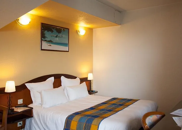 Hotel Air Plus Orly